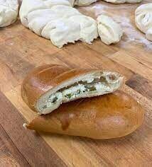 BOLILLO DE QUESO